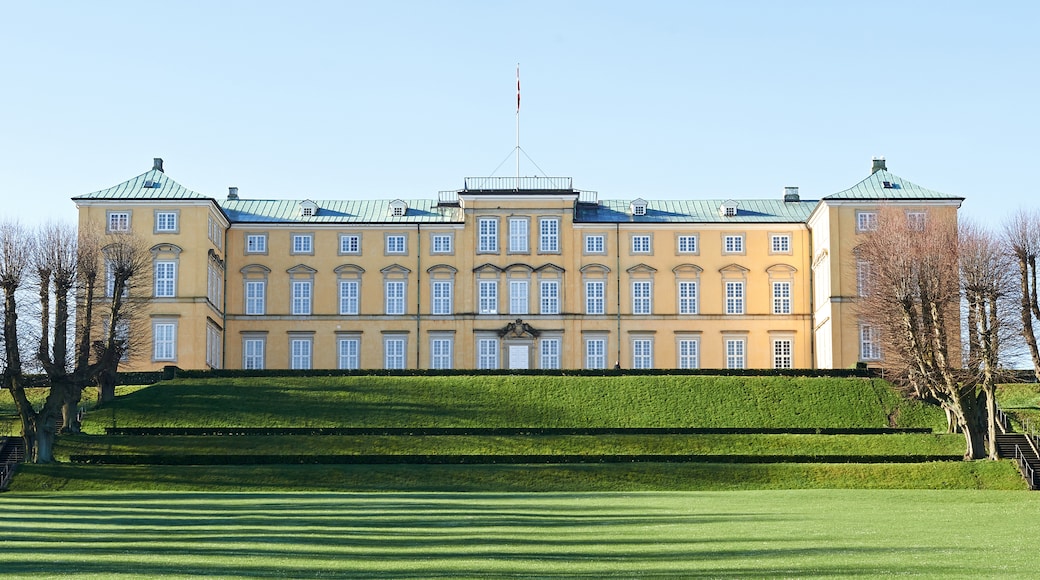 พระราชวัง Frederiksberg