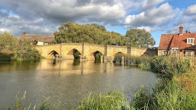 14th Century bridge on Thames. Site of the Battle of NewBridge 1544