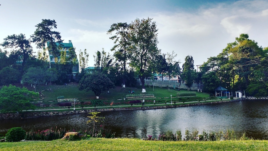 Wards Lake