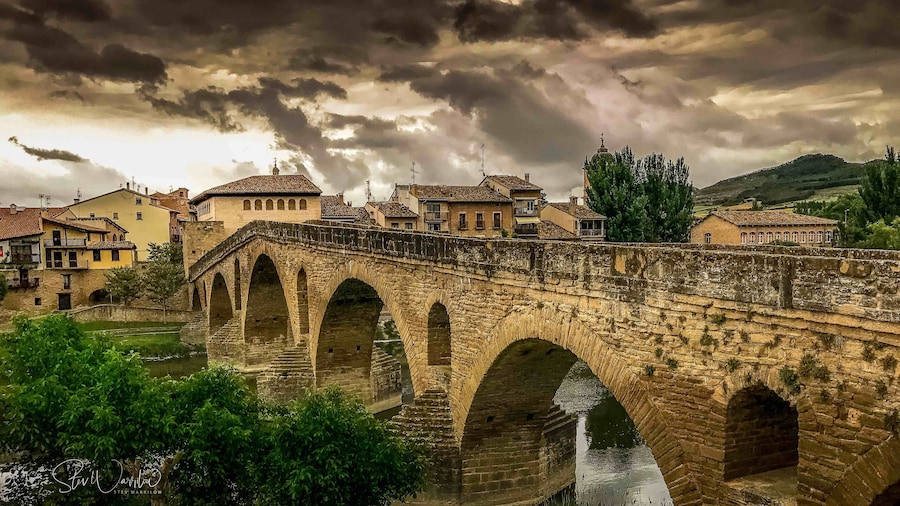 Cầu Romanesque Bridge of Puente la Reina