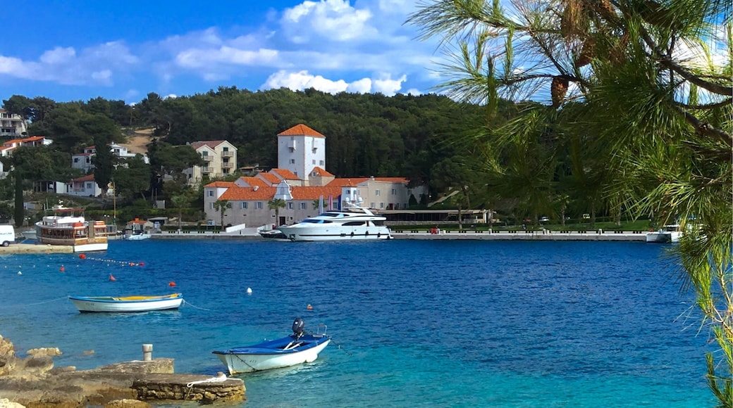 Jachthaven van Maslinica, Šolta, Split-Dalmatië, Kroatië