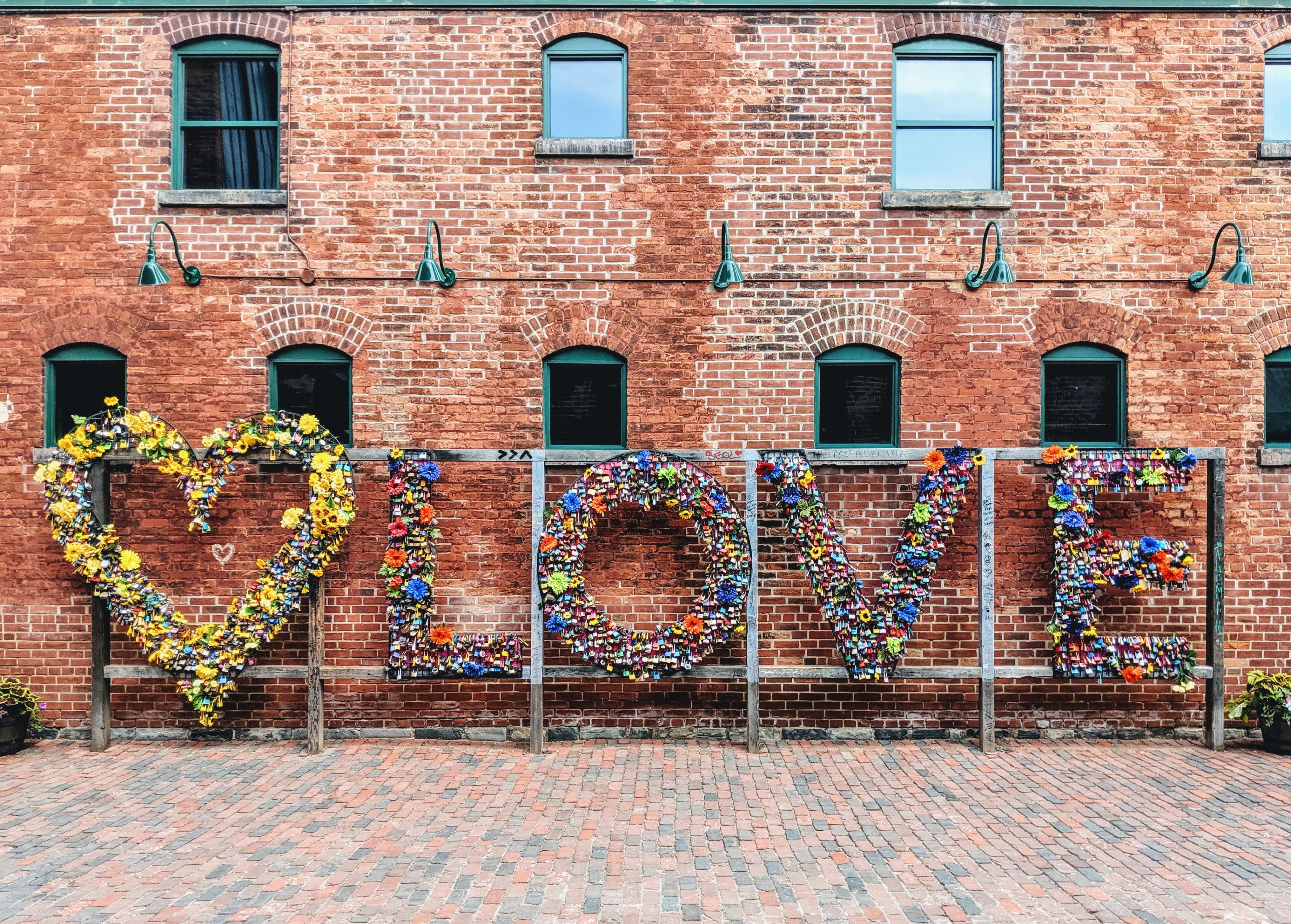 hotel near distillery district toronto