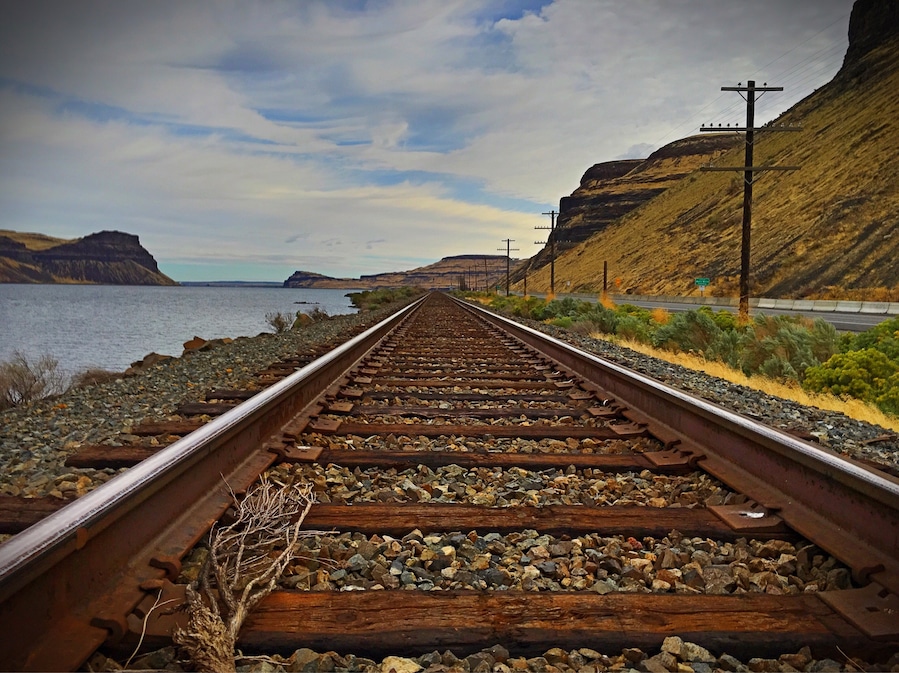 Train tracks along the Columbia River on the Washington and Oregon state line.