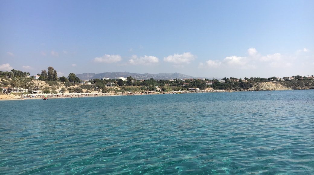 Coral Bay tengerpartja, Pegeia, Ciprus