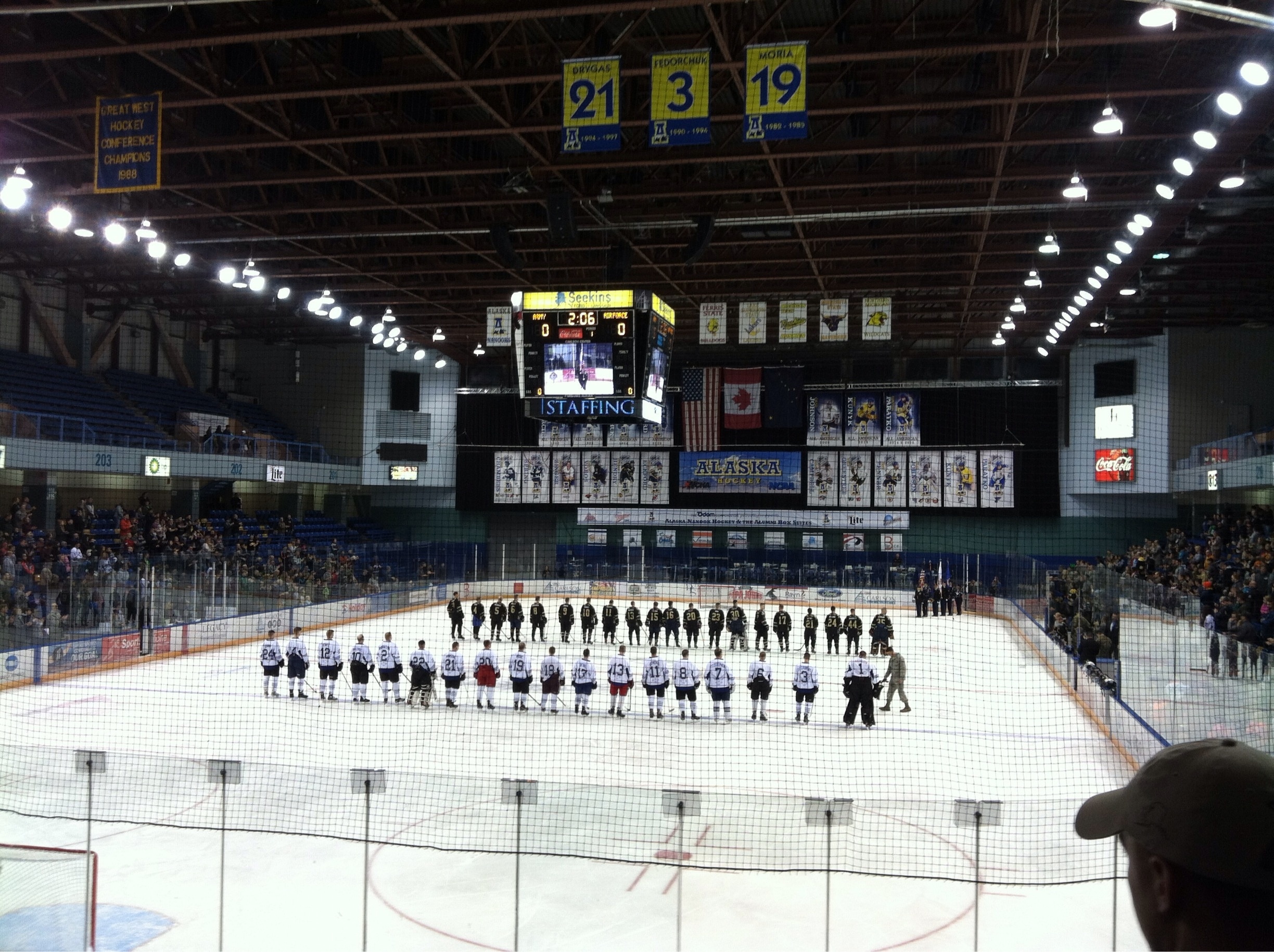 I went to the hockey game it was army agents air-force and army won 6 to 0 