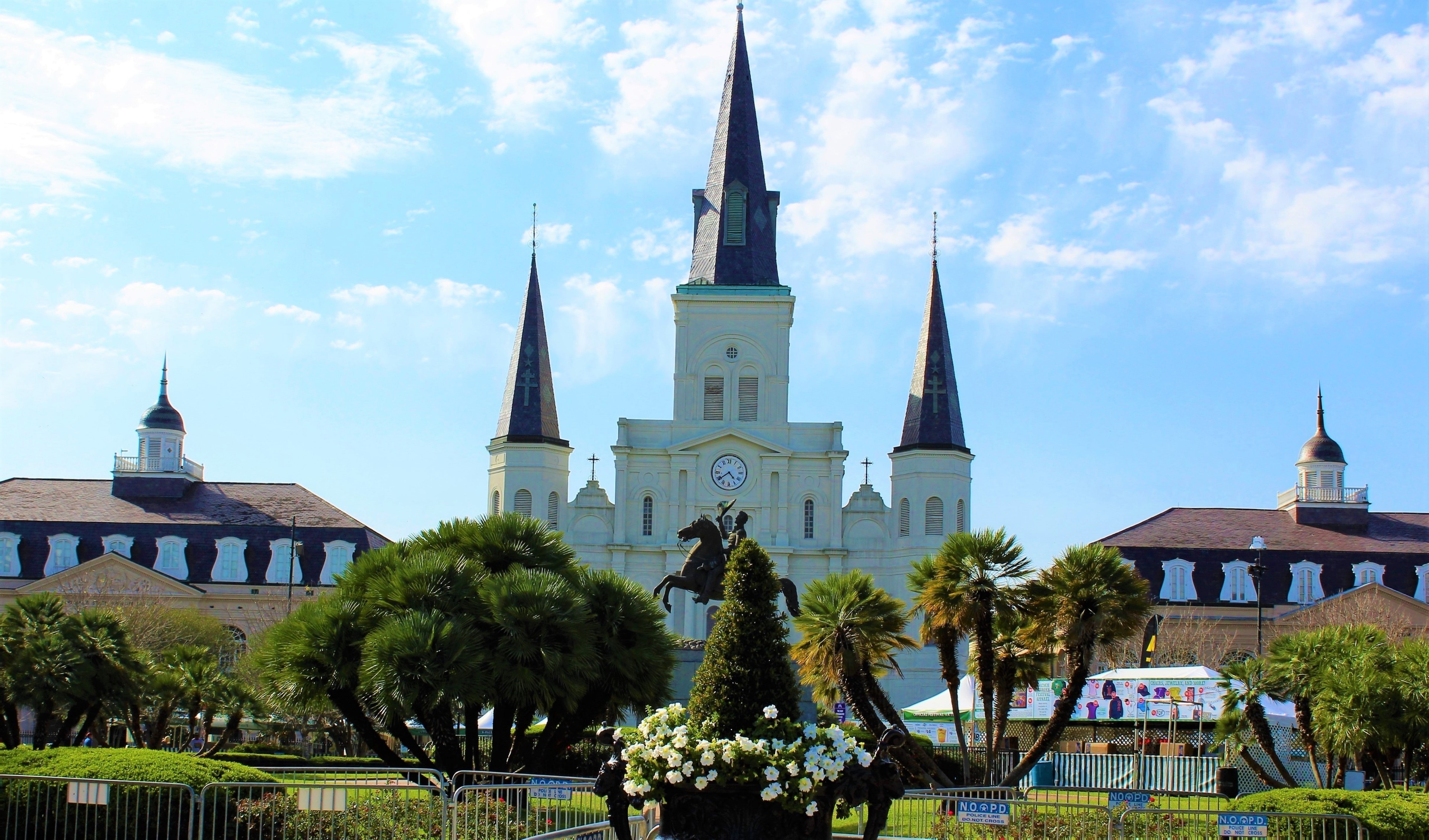 New Orleans - French Quarter: St. Louis Cathedral - King L…