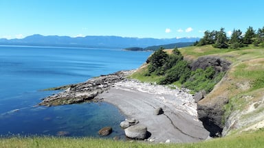 Helliwell.....a little piece of Heaven. A must see on Hornby #beautifulbc #pnwbeauty #hornbyisland