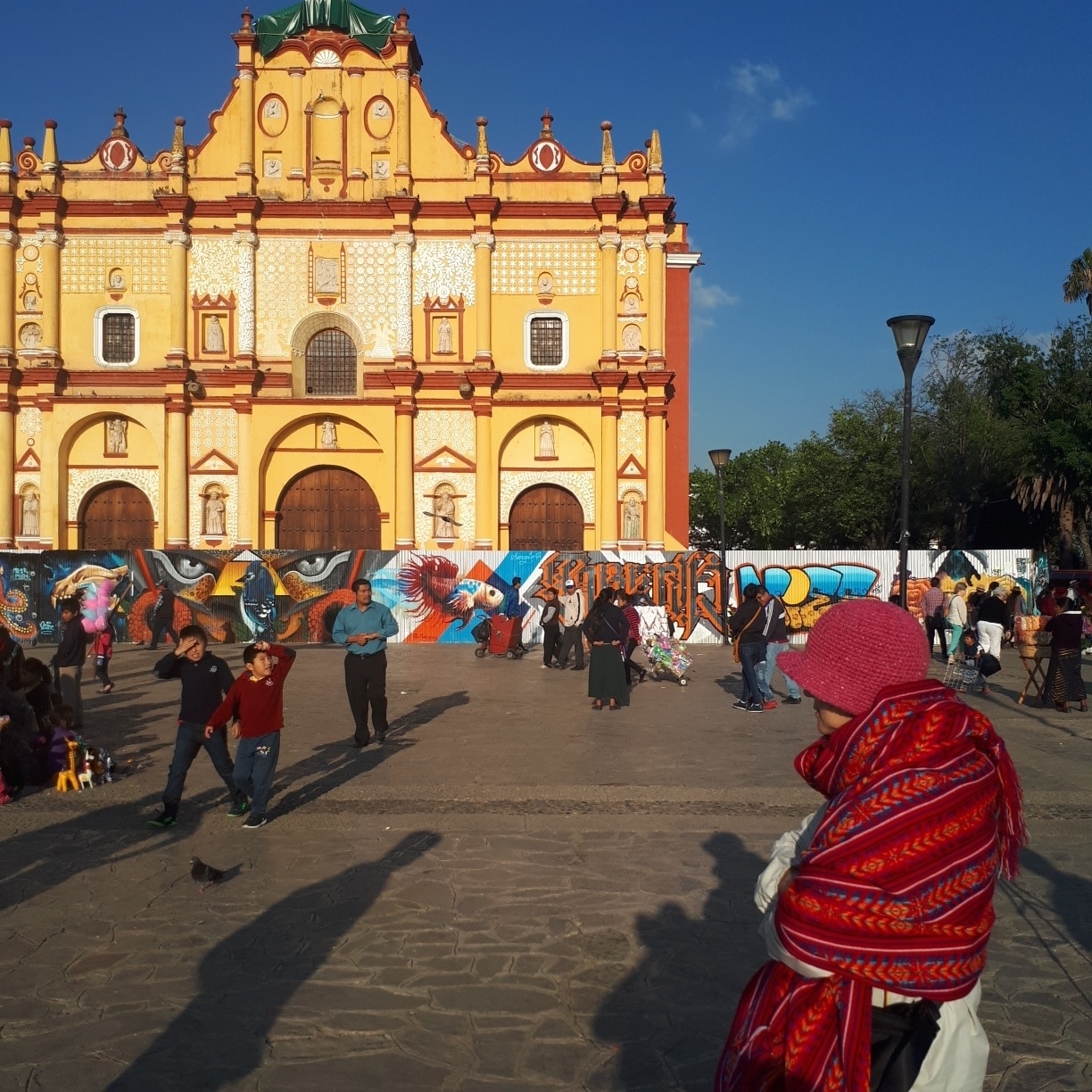 Visita Catedral de San Cristóbal de las Casas en Zona Centro 