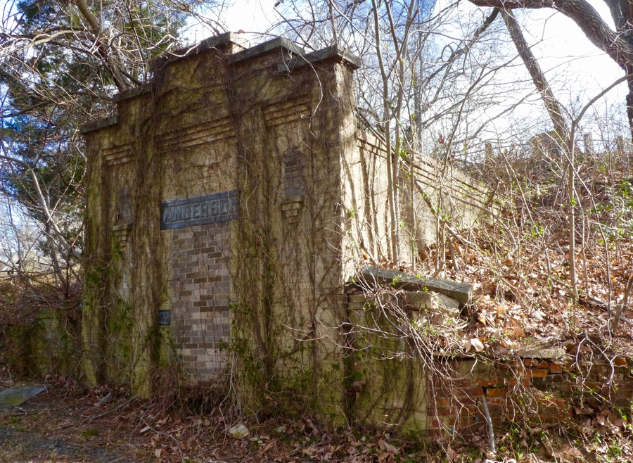 An atmospheric hillside mausoleum. Rose Hill is a lovely walking spot. Famous burials include Lester Stillwell and Stanley Fisher 2 victims of the 1916 Jersey Shore Shark Attacks and also the Zombie grave. Guided tours occasionally offered by the local historical society in June/July (anniversary of the shark attacks) and October (rumored to be one of NJ's most haunted cemeteries).