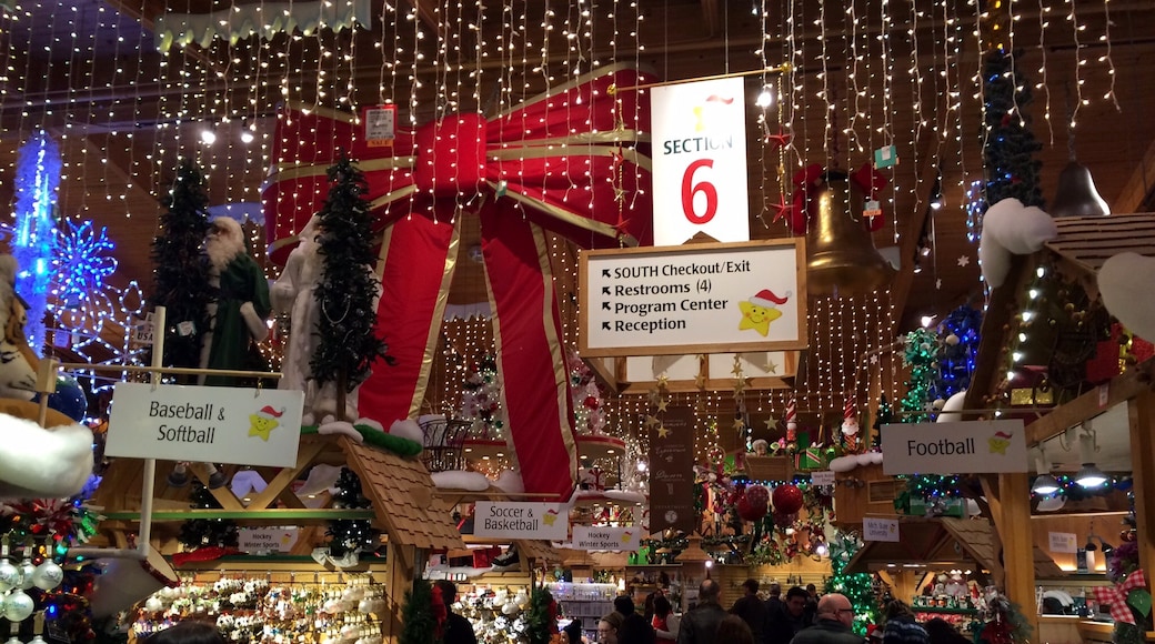 Bronner's Christmas Wonderland, Frankenmuth, Michigan, United States of America