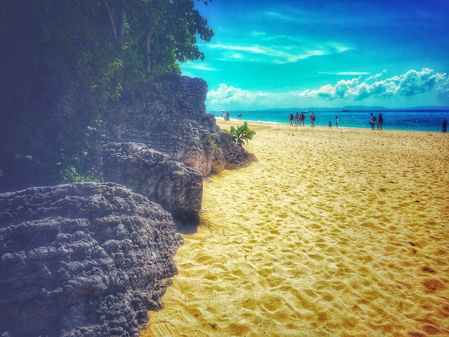 Tiny island with no hotels. Great place for snorkeling in clear water, and if you're lucky you might find lots of Nemos. #bambooisland (#kohmaiphai) #thailand #asia #beaches #islands #LifeatExpedia