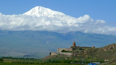 My Ararat. It is really in turkey but it is the national symbol of #Armenia. On its flag since soviet days. Story goes that turkey protested to the USSR about a mountain in Turkey on the Armenian flag. Soviet ambassador asked why the moon was on Turkey's flag when the moon was not in Turkey. That ended that discussion. 