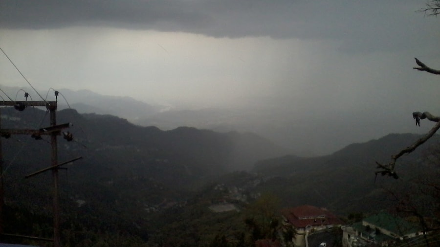 View from Surkhandadevi Temple in Dhanaulti.
It is at a small but steep trek on a paved path. This path is covered with snow in the winters.