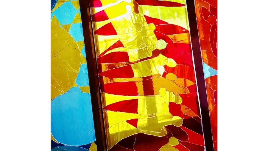 Beautiful stained glass panel caught my eye today.....
#Patterns