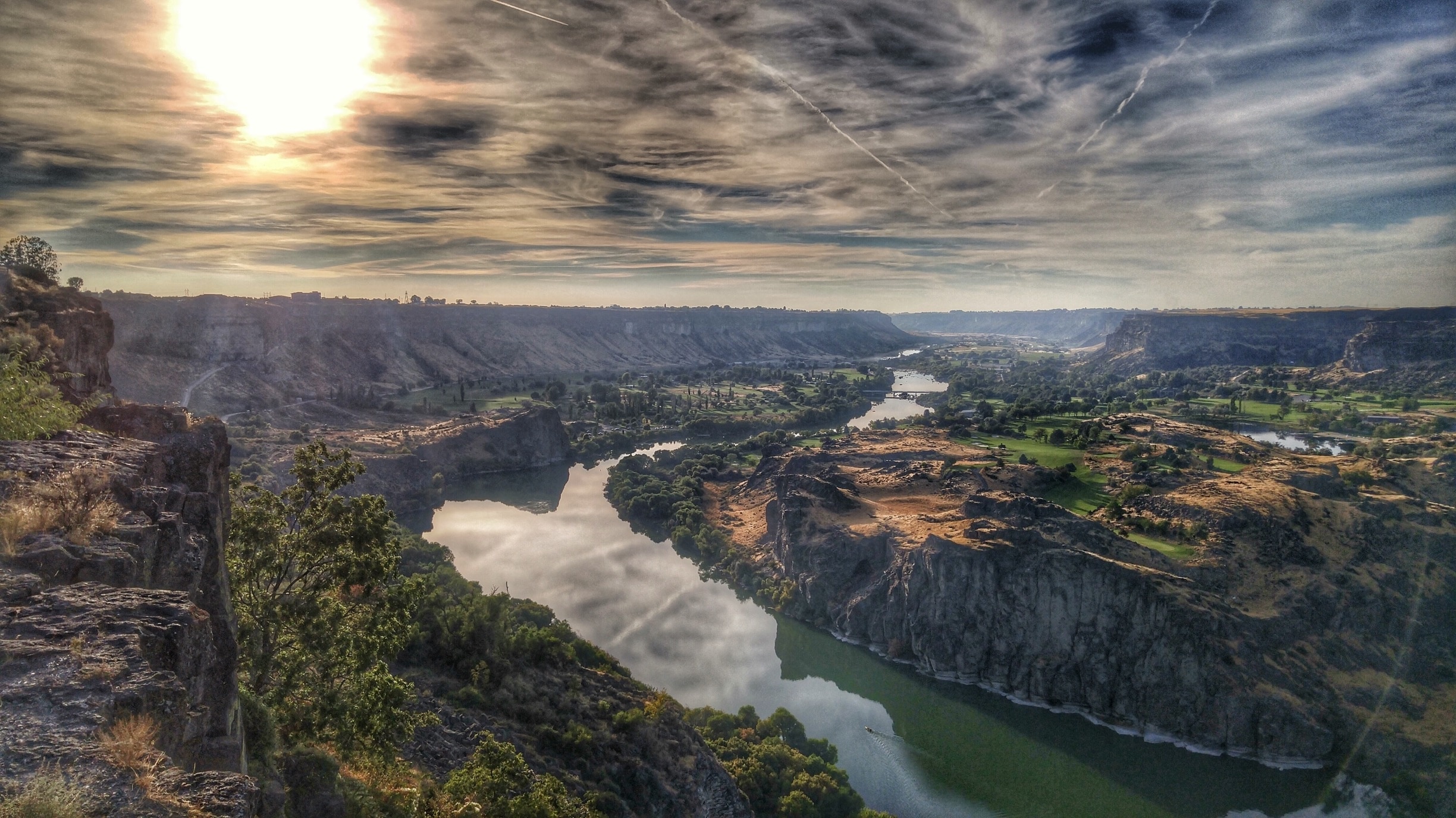 Twin Falls, Idaho. Home to the Perrine Bridge and the daredevils that base jump off it. Not to mention beautiful, unforgettable views of the Canyons and the Snake River. One of my favorite places to visit In the USA. 