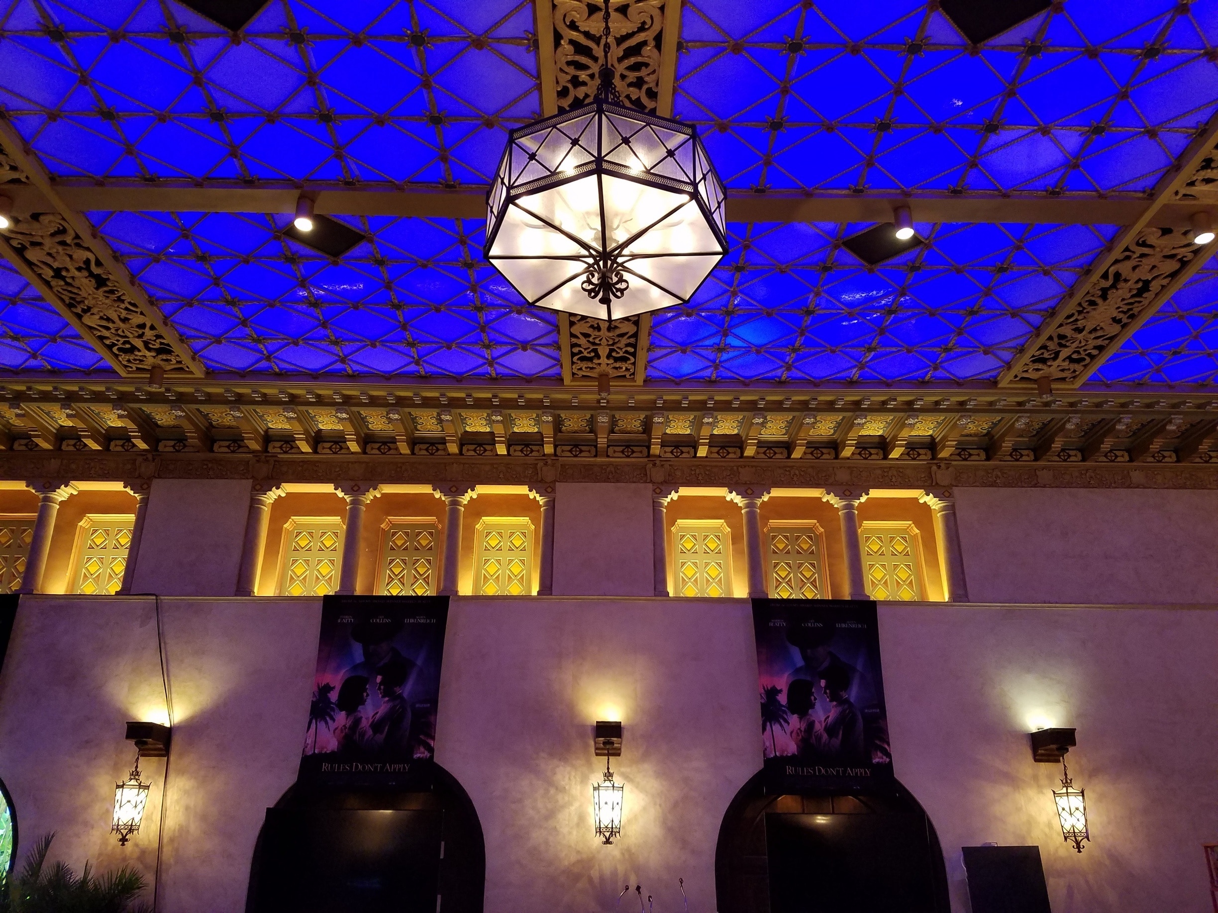 The grand ballroom at the Hollywood Roosevelt;  amazing old Hollywood style