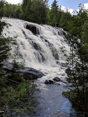 Beautiful falls with many opportunities for unique photos throughout the year.
