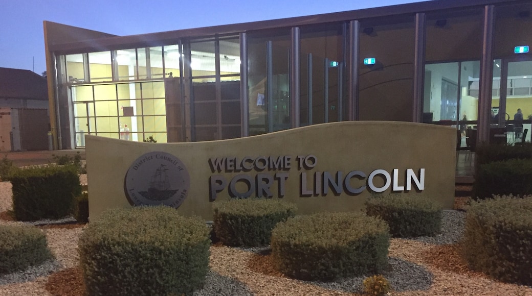 Port Lincoln, SA, Australia (PLO)