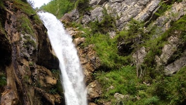 After a short hike we discovered this beautiful spot! 