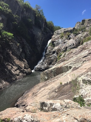 Located in the middle of nowhere (literally) , this spot could be nice.