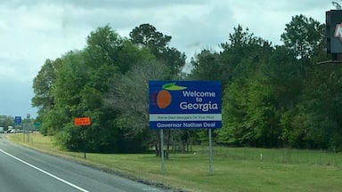 Welcome to Georgia.
Travelling on I-10 from Arizona to Florida (April 2016)