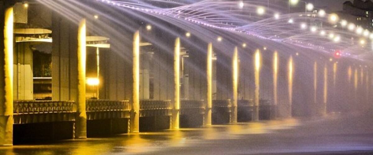 Banpo Bridge, Seoul
The show must go on