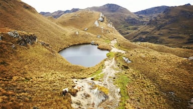 The elevation of 4000 meters isn't easy to acclimate to ,but you get to see gorgeous views like this so it's a pretty fair trade off !!! El cajas is a hikers dream!! 