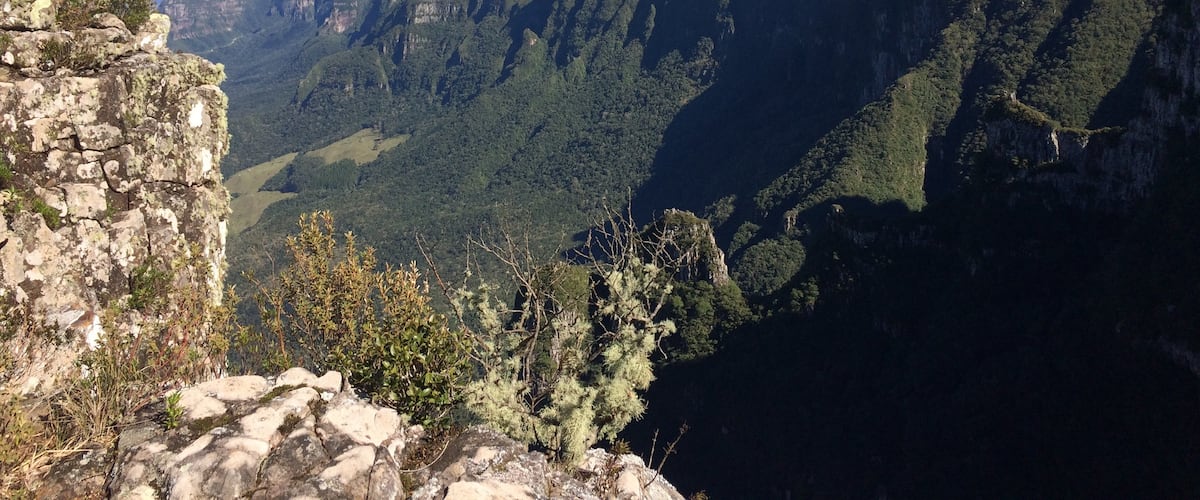 Breathtaking views from the border of Espraiado Canyon. It’s worth every single step of the trekking.