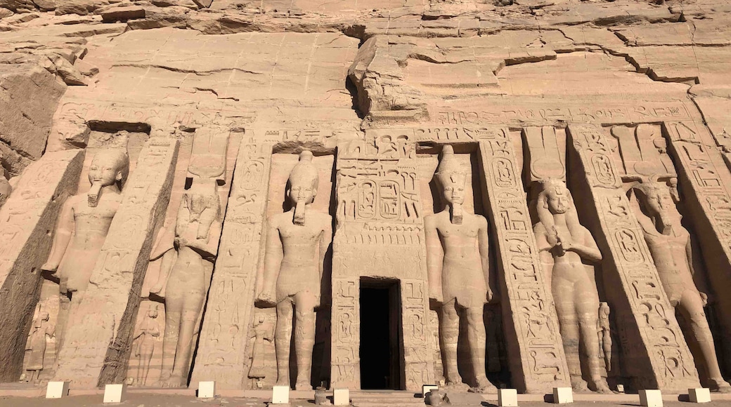 Hof Nefertari-drottningar, Abu Simbel, Aswan-fylkisstjórnarsvæðið, Egyptaland