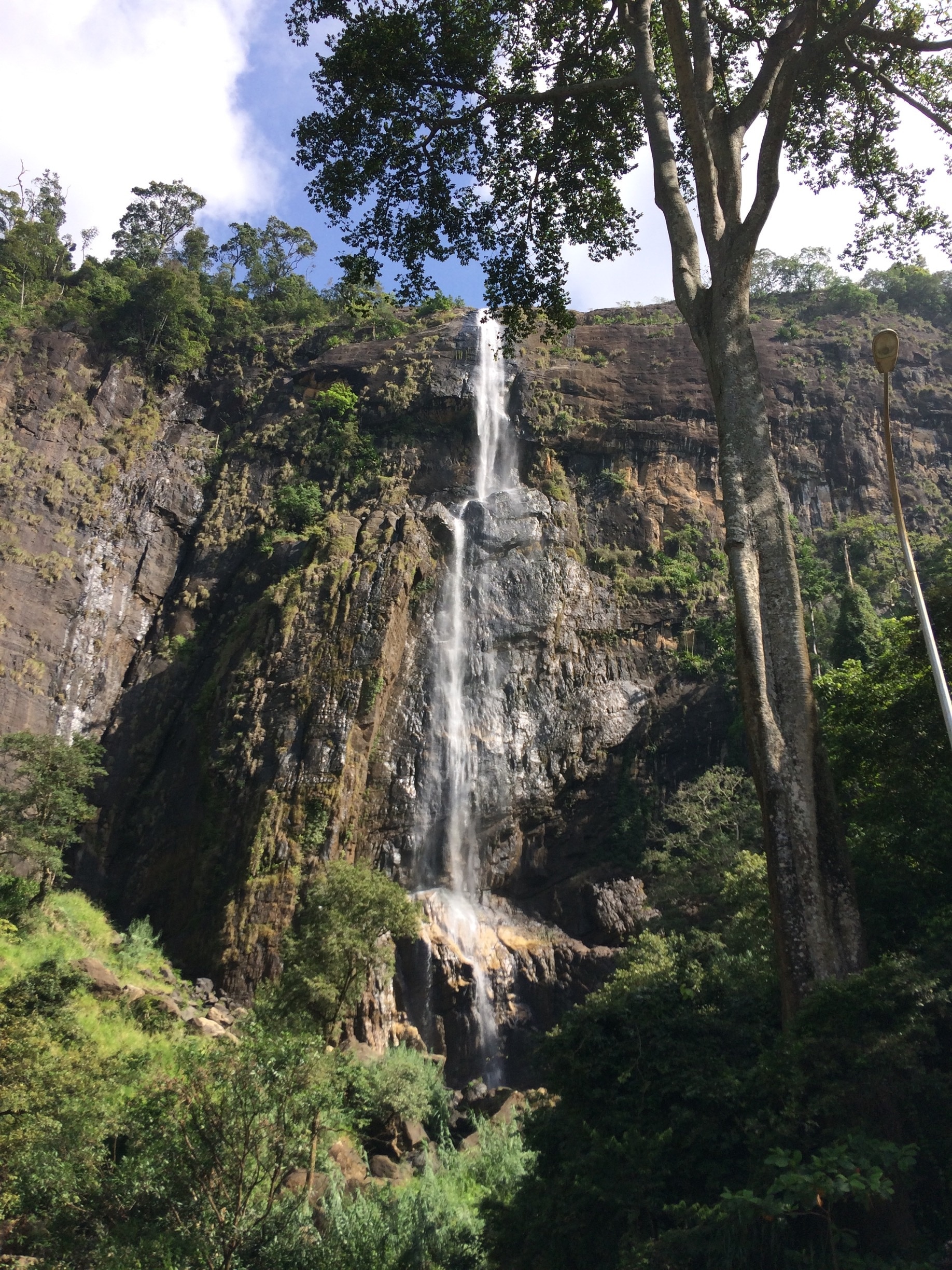 2nd tallest waterfall in Sri Lanka