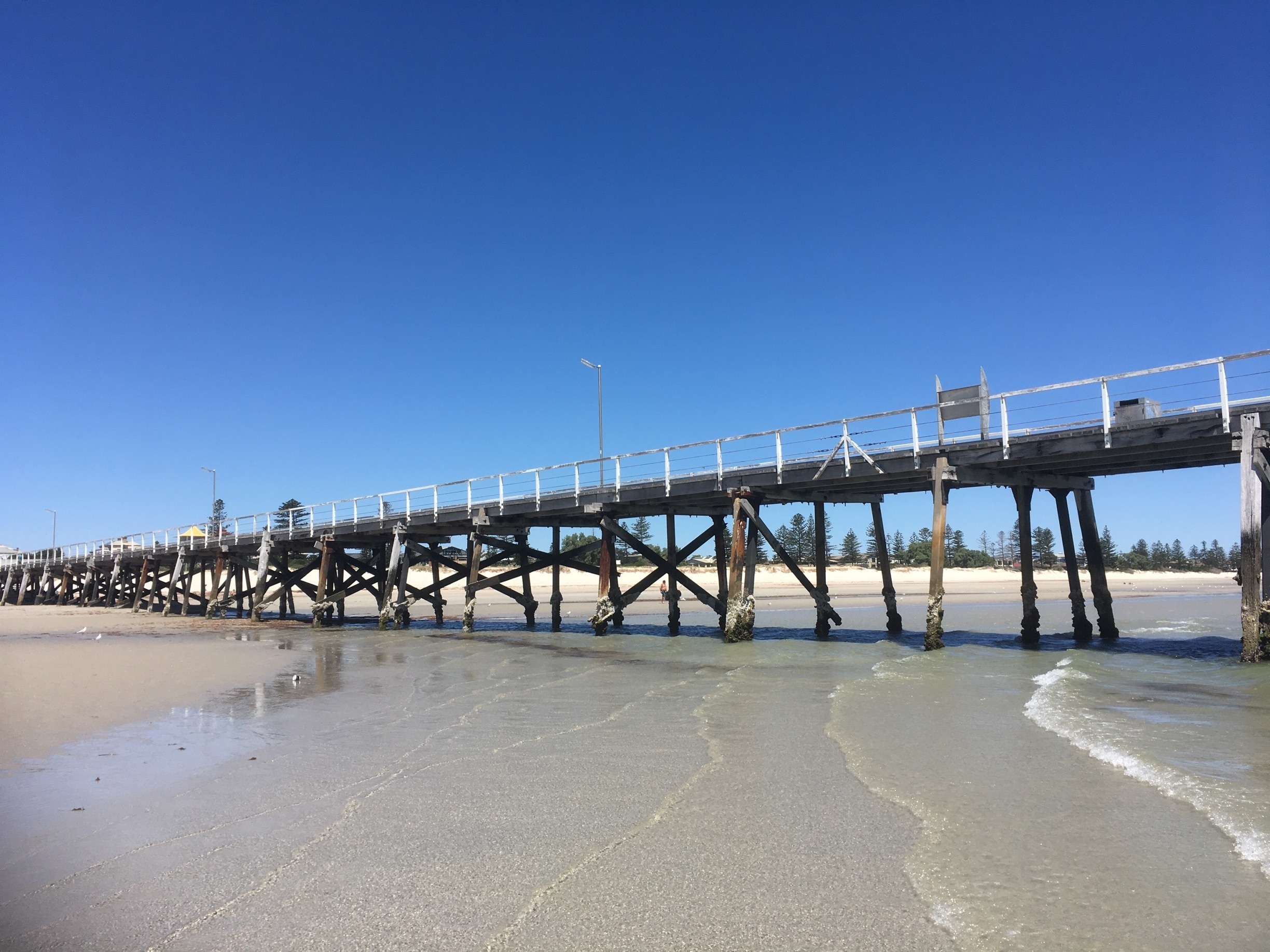 Semaphore in Adelaide is a great place for food,drink and ice cream. Then head to beach and take a walk along the jetty, paddle in the sea or just relax on the beach 