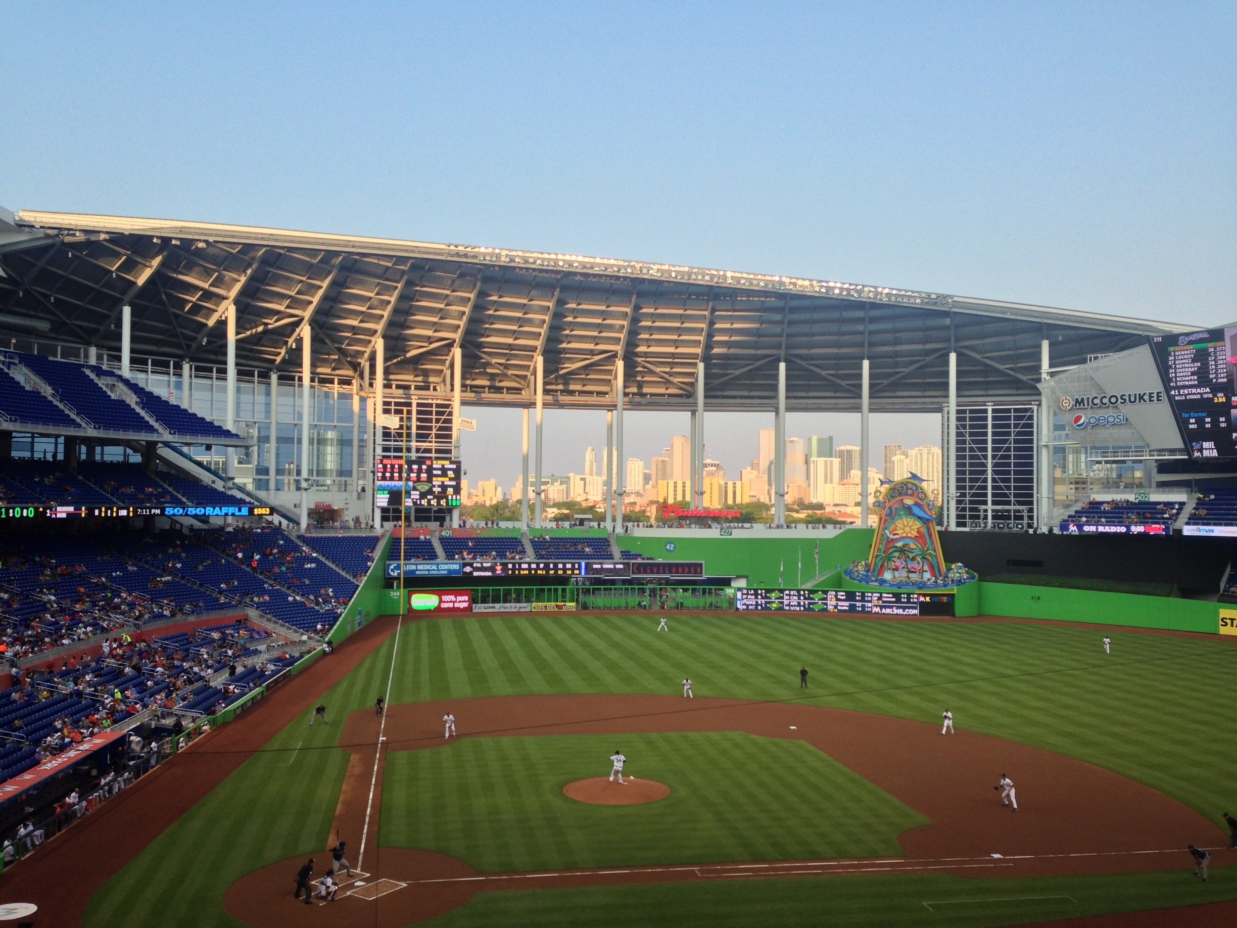 MLB Stadium Tours! LoanDepot Park - Miami Marlins 