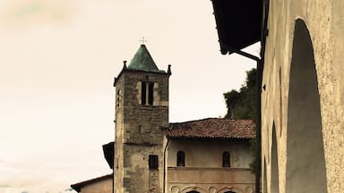 Santa Caterina Del Sasso, it's a very old place of peace and meditation.
There is a story of an Eremita who wanted to abandon everything and live in a peace with all over the world. He create a space that today is a famous place for the structure immediately direct to the lake and with a view overall the Maggiore Lake. 