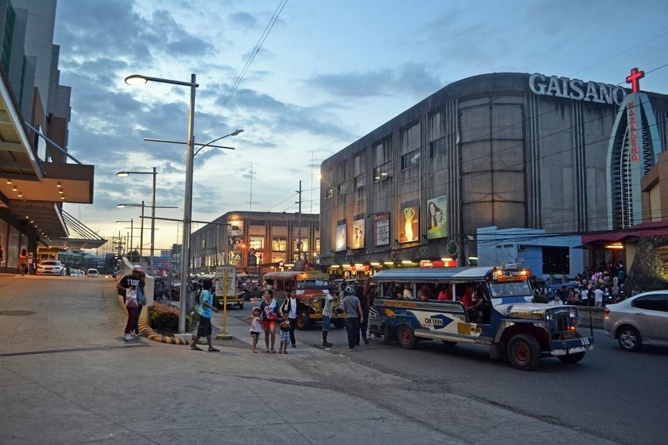 Photo by Ralph Intal