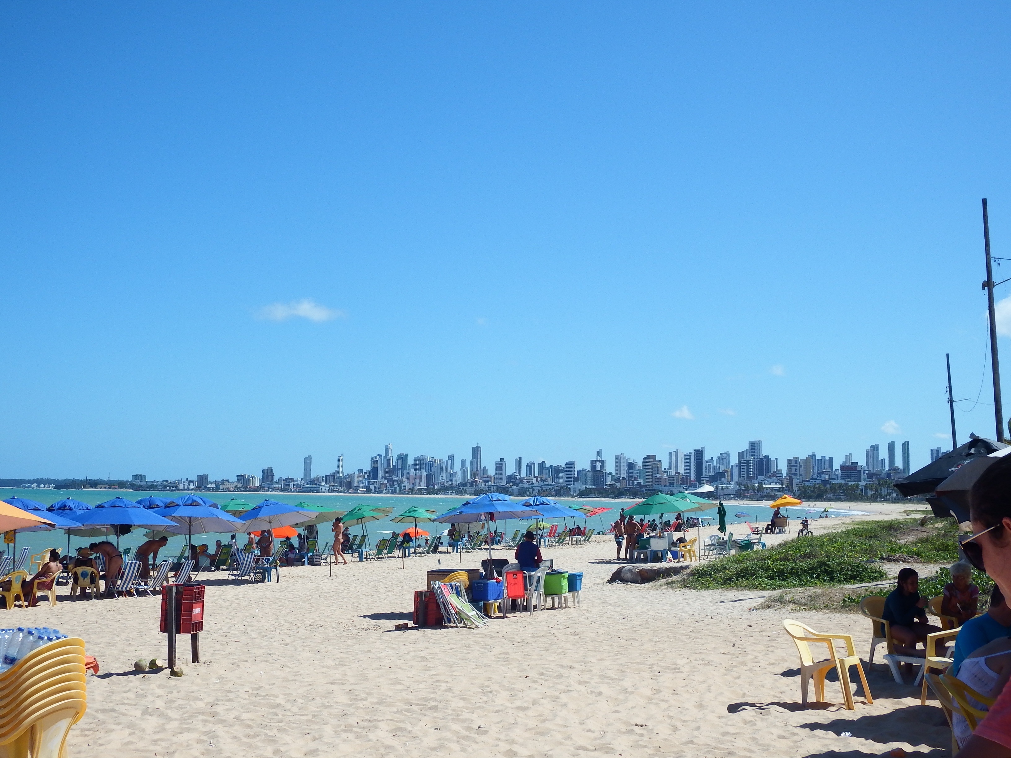 Praia de Tambaú na cidade de João Pessoa, na Paraíba, Brasil.