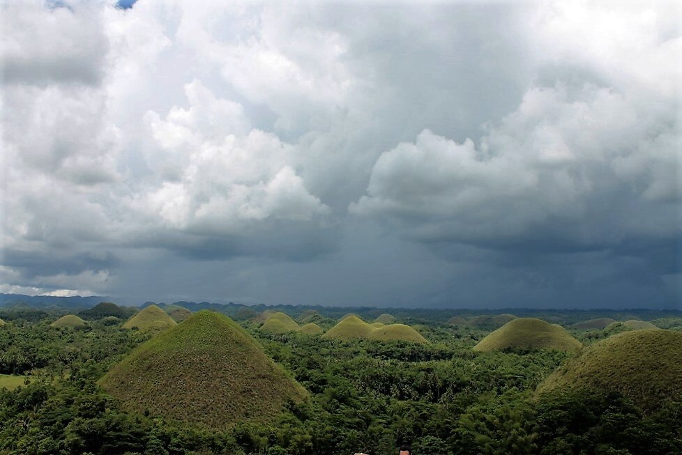 Chocolate Hills in Central Visayas - Tours and Activities