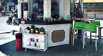 one of many sweet kiosk's on tlv boulevards 