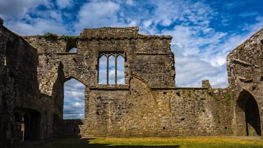 Ruins of Bective Abbey dating primarily to the 15th century. This site was used during the shooting of the movie Braveheart 
