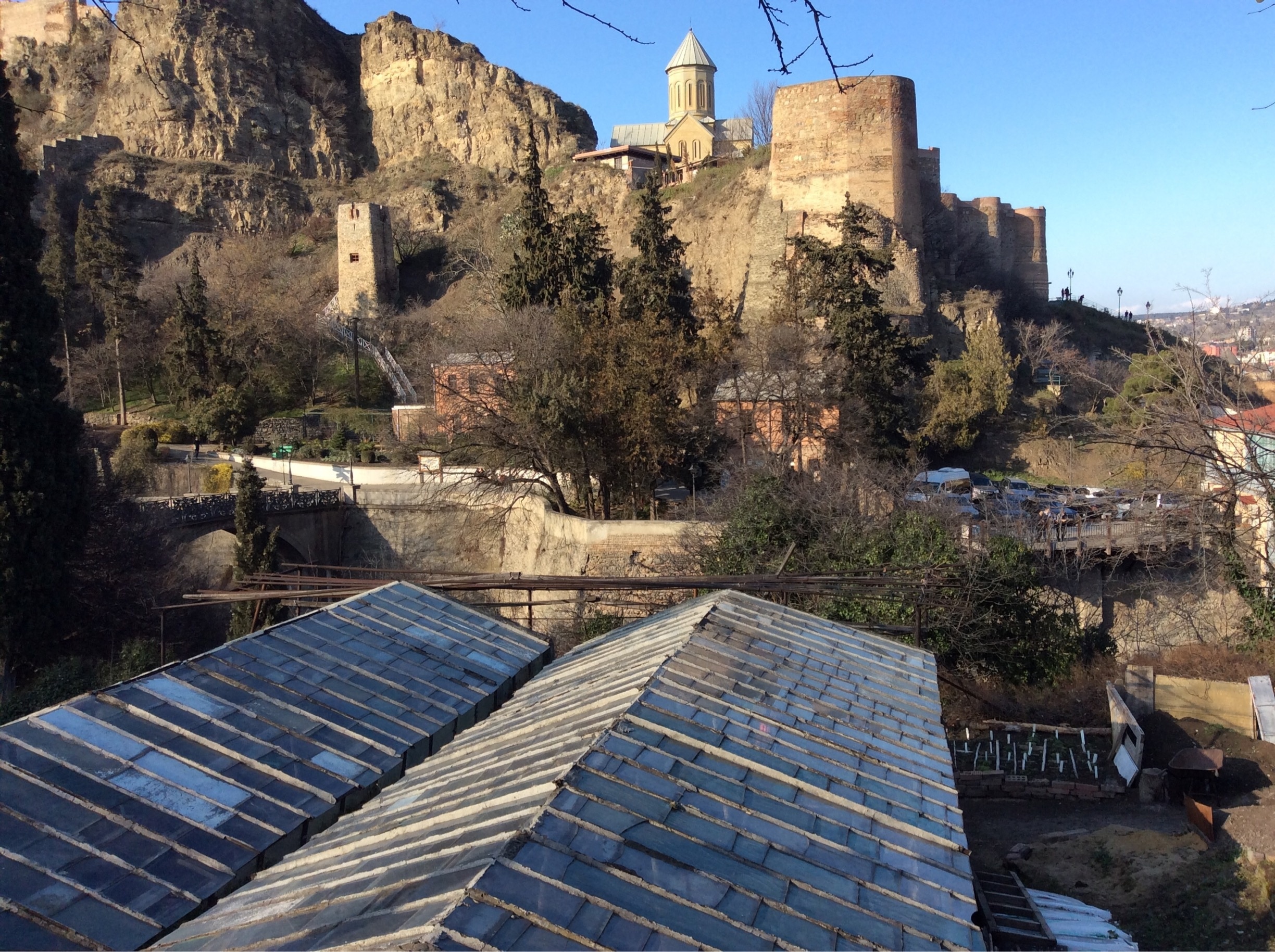 A Complete Guide to Visiting Narikala Fortress in Tbilisi