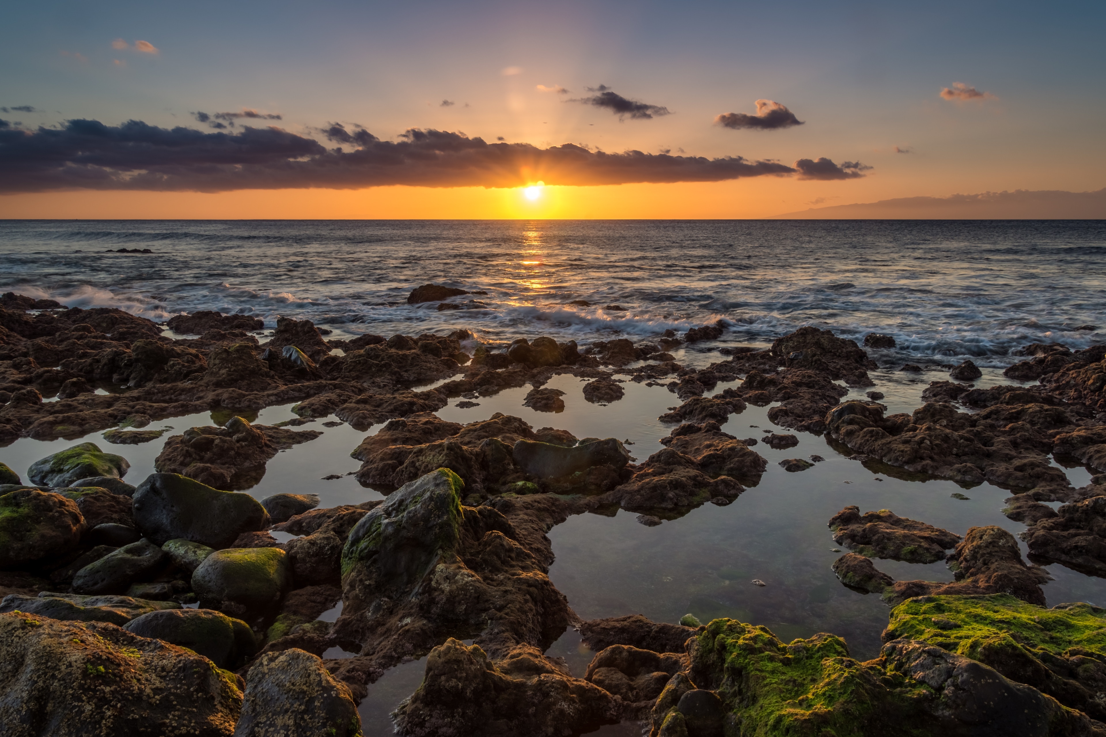 Nice rocky beach, great opportunity for sunset photography 
#BeachTips #BvS