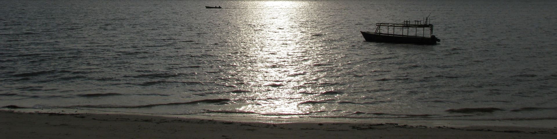 Hardworking fishing boat in Malindi #beach #lifeatexpedia #sunset
