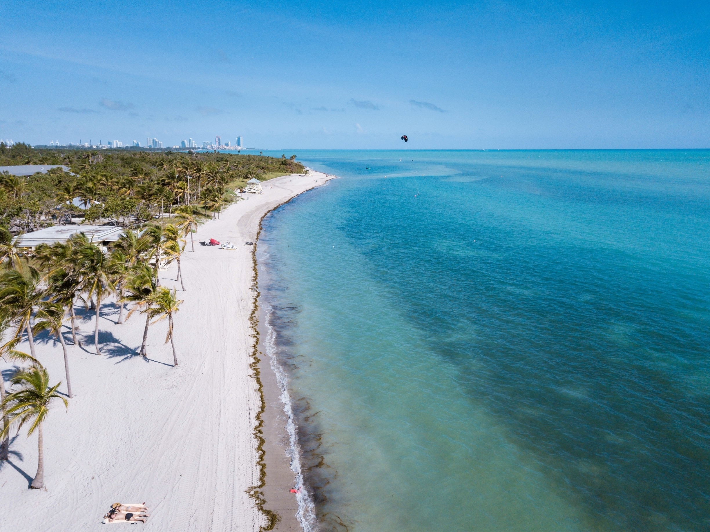 Fancy kite surfing? 
Miami is a cool location to escape in winter. So great to have this entire place for yourself. Key Biscayne is just out from Miami downtown but you already have this tropical feeling from the keys. #BVSBlue 