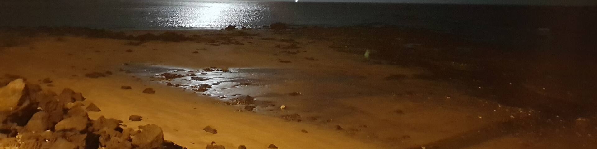 Street light, moon light, ship light, star light.