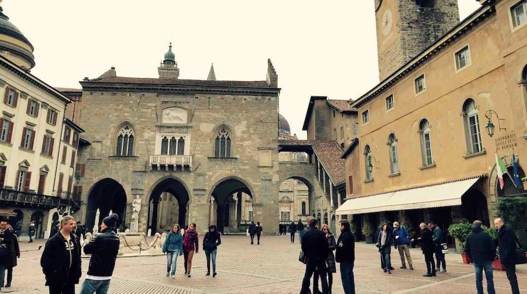 Piazza Vecchia, Bergamo, Lombardiet, Italien
