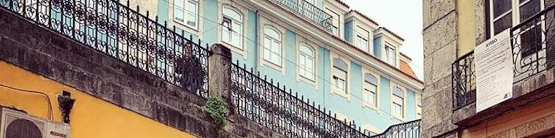 Rua Nova do Carvalho is located in the Cais do Sodré neighborhood in Lisbon. The vibrant "Pink Street" makes a great photo op during the day and is a fun place to catch a drink after hours!
#LifeAtExpediaGroup
#LocalSecrets