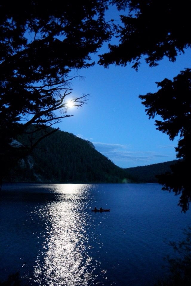 Full moon canoe on Cliff Lake.