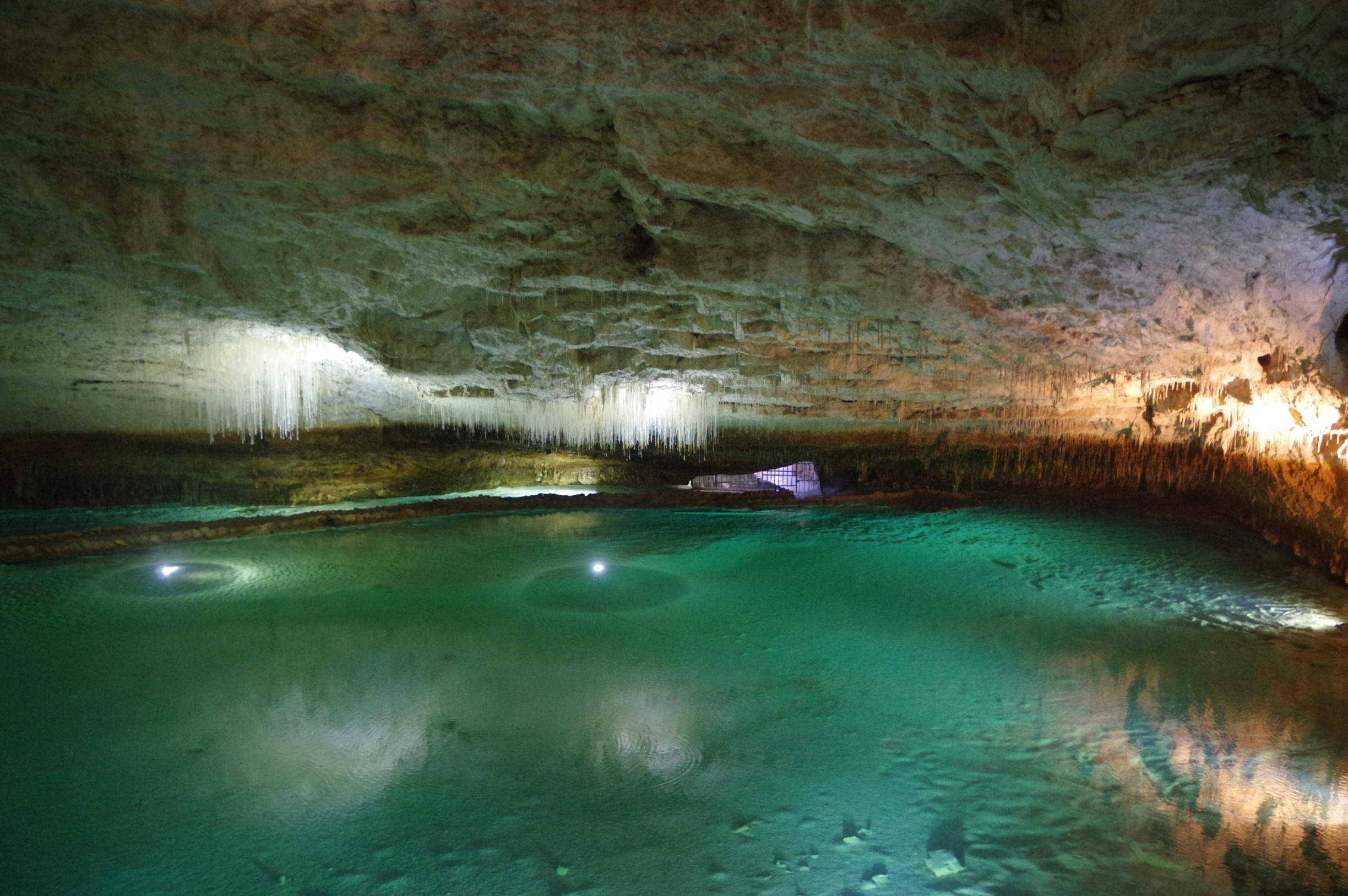 A great family attraction, the caves are lighted to highlight some of the unique features #lifeatexpedia