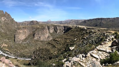 Another great trail in Colca Canyon 