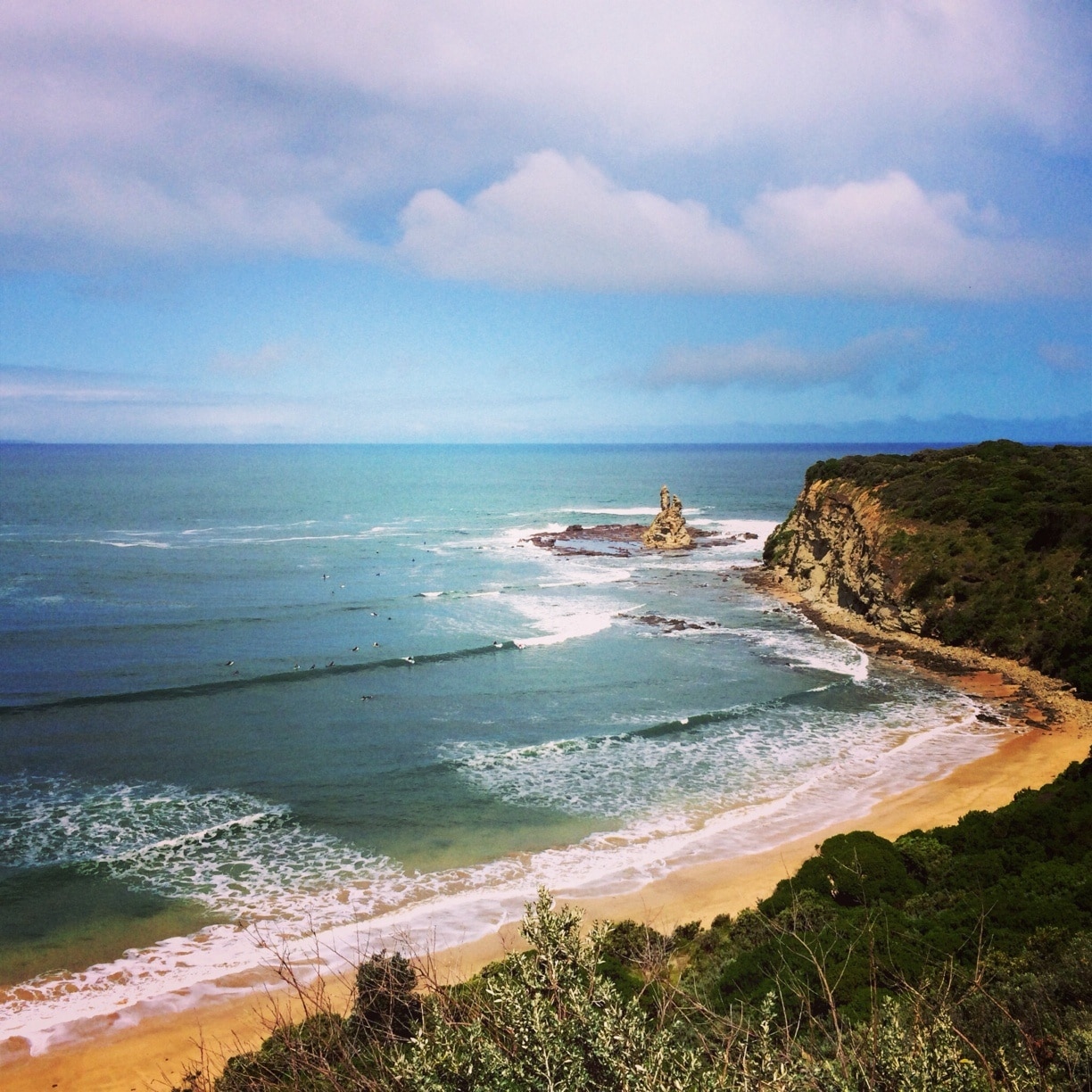 Amazing views from the coastal road. You can see surfers dotted along the cliffs. Not sure what they're up to but be careful of the the rocks! #beachtime #roadtrip