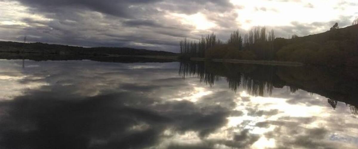 sometimes you don't need blue skies & sunshine to capture a beautiful photo. This was on a overcast morning and the reflection almost looks more effective then the photo itself. #inlove #perspective #NZ